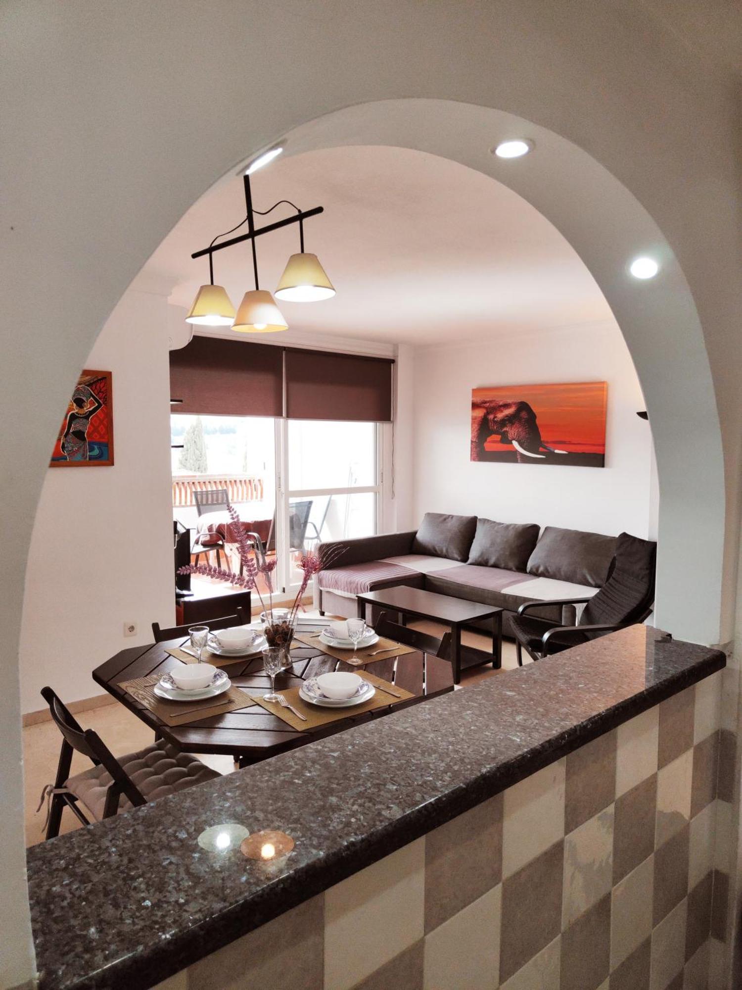 2Bdr Sunny Apartment With Pool And Private Parking In Benalmádena Buitenkant foto