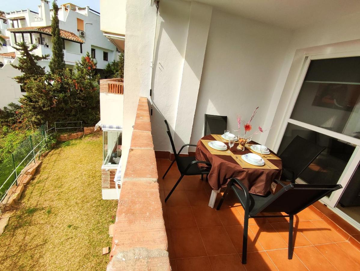 2Bdr Sunny Apartment With Pool And Private Parking In Benalmádena Buitenkant foto