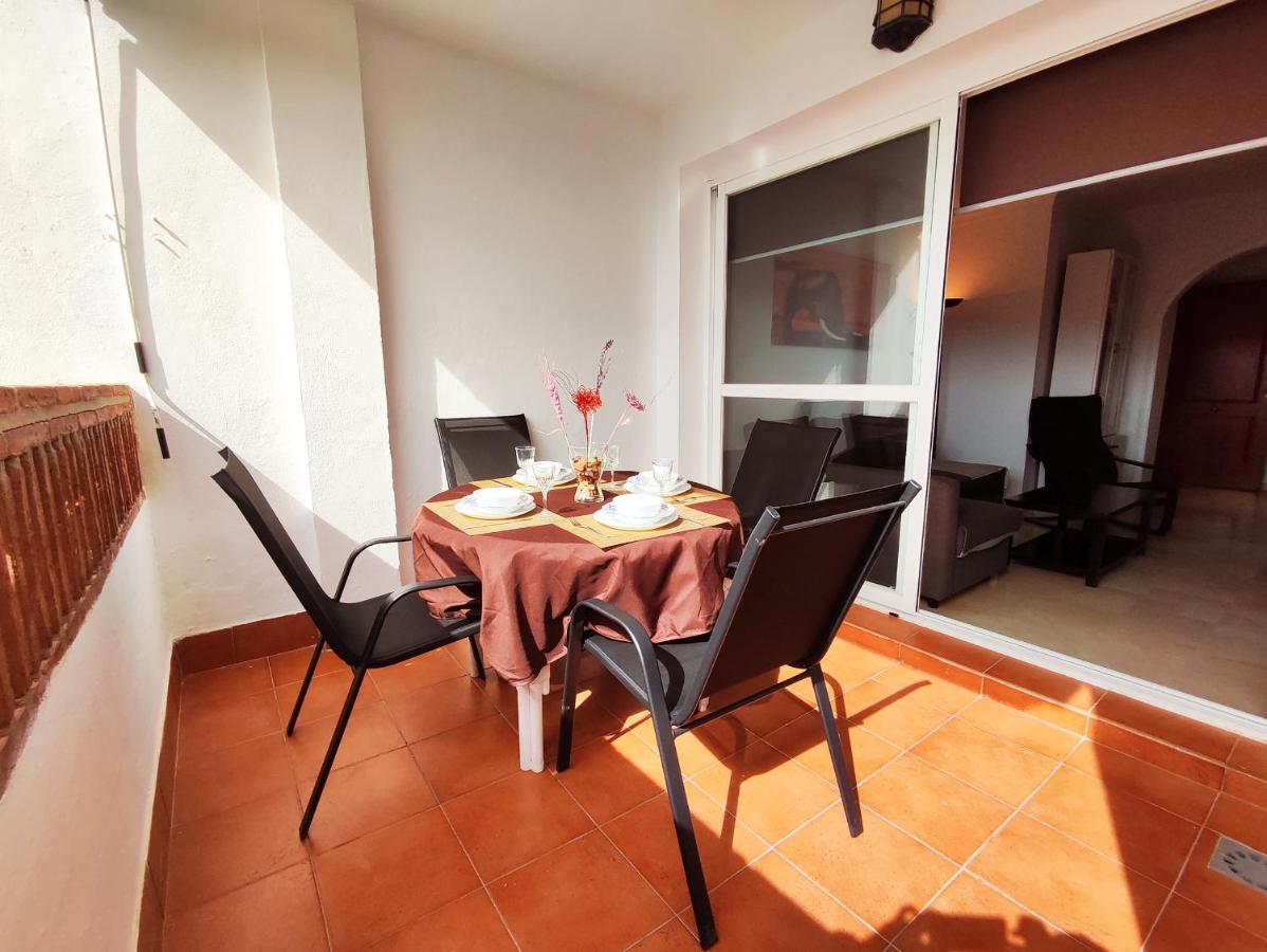 2Bdr Sunny Apartment With Pool And Private Parking In Benalmádena Buitenkant foto