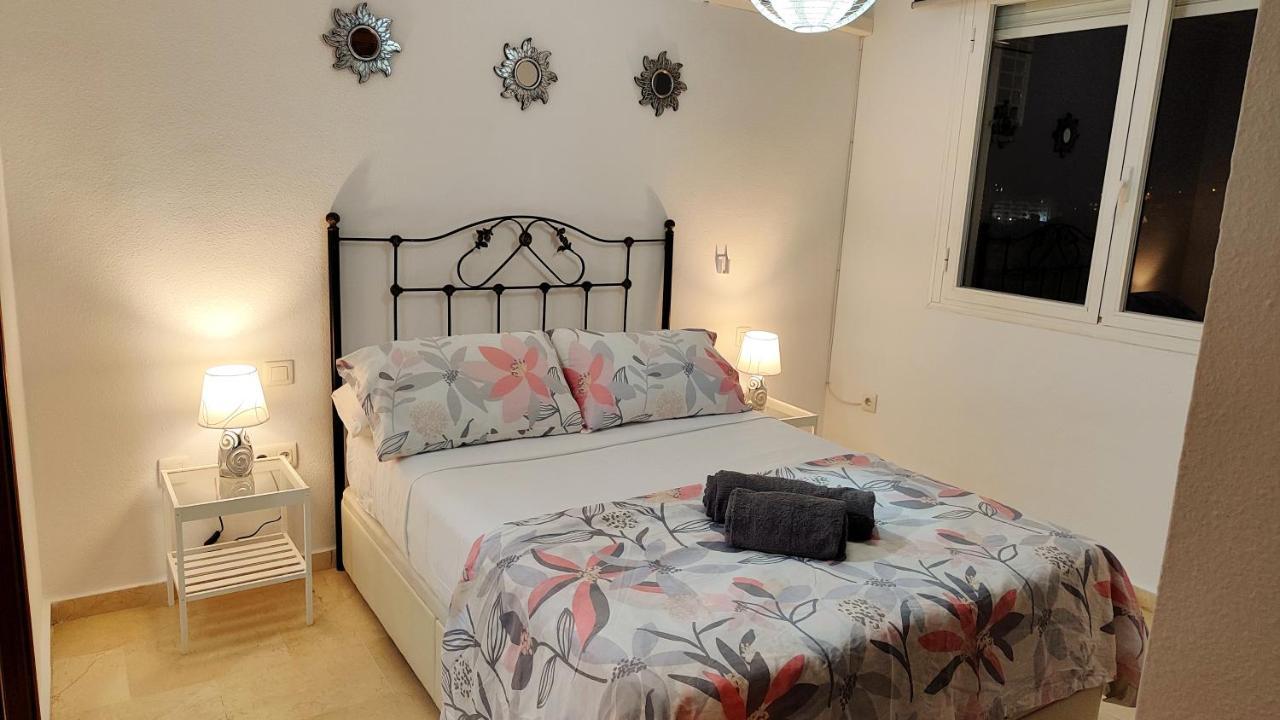 2Bdr Sunny Apartment With Pool And Private Parking In Benalmádena Buitenkant foto